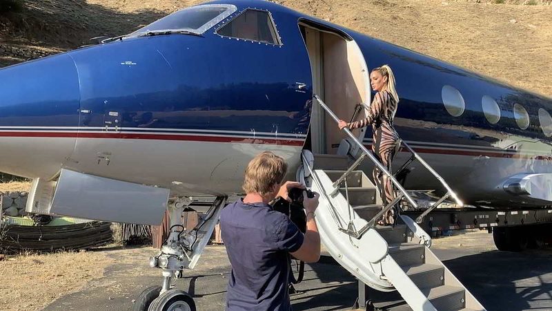 Photo shoot on the private jet set