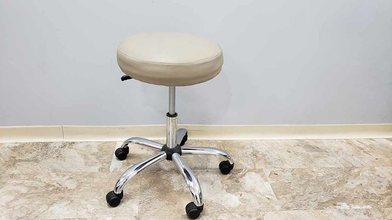 Medical stool