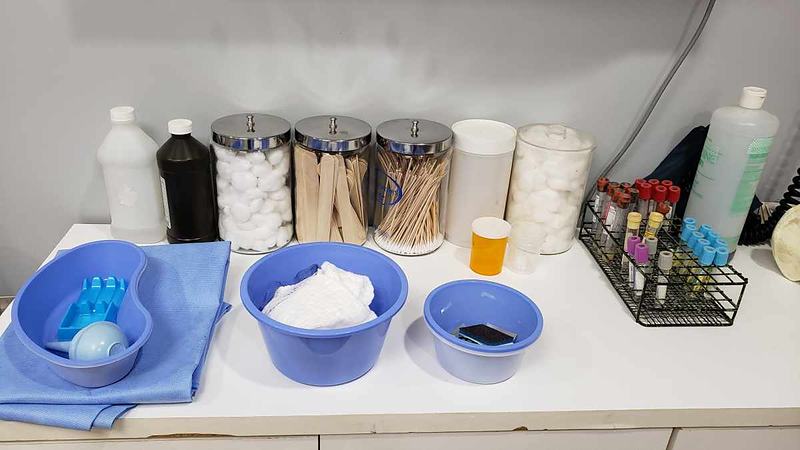 Doctors' supplies