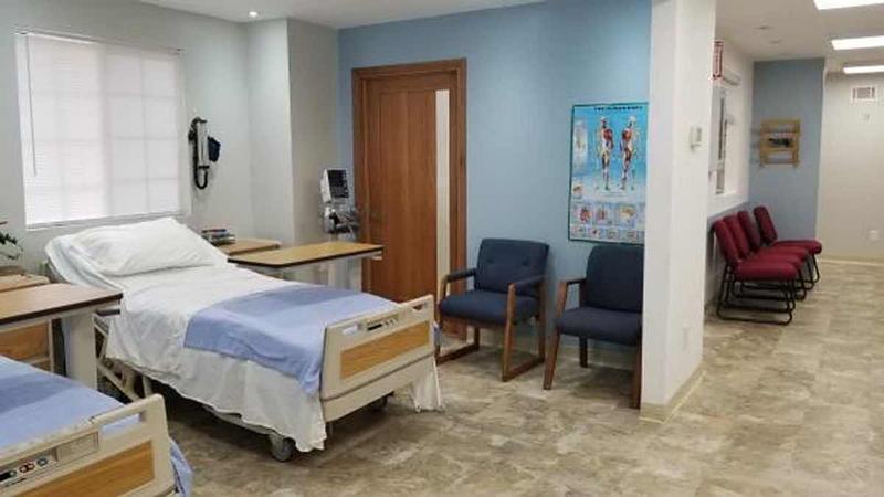 Recovery area leading to corridor